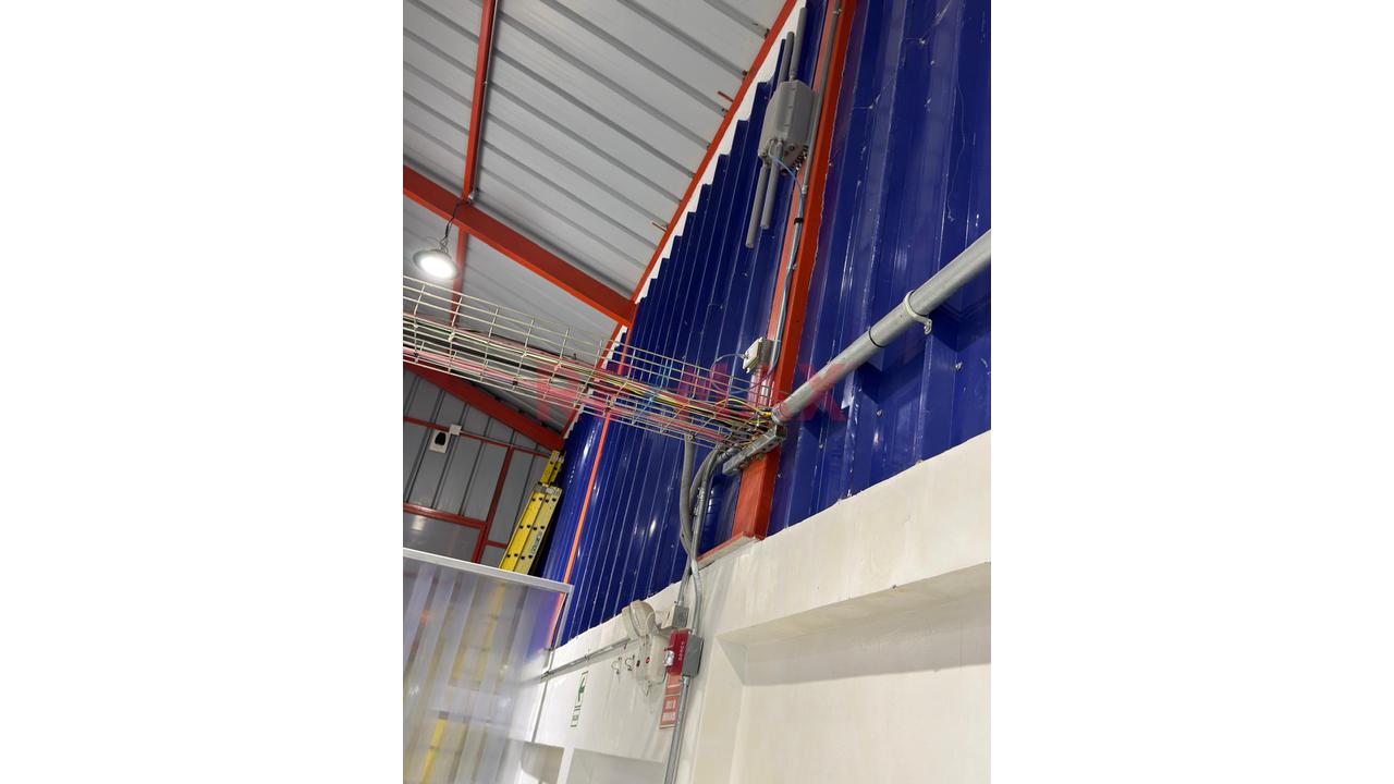 Se Alquila Local Industrial Con Nave - 2