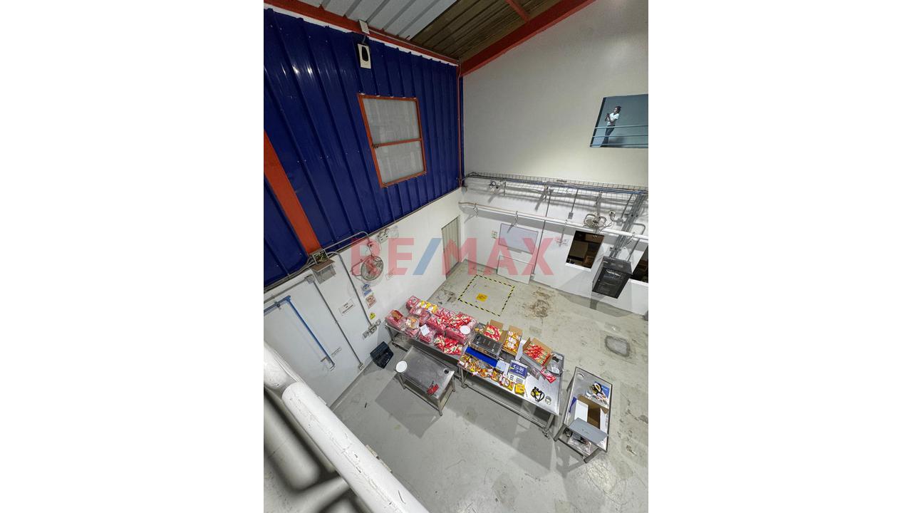 Se Alquila Local Industrial Con Nave - 14
