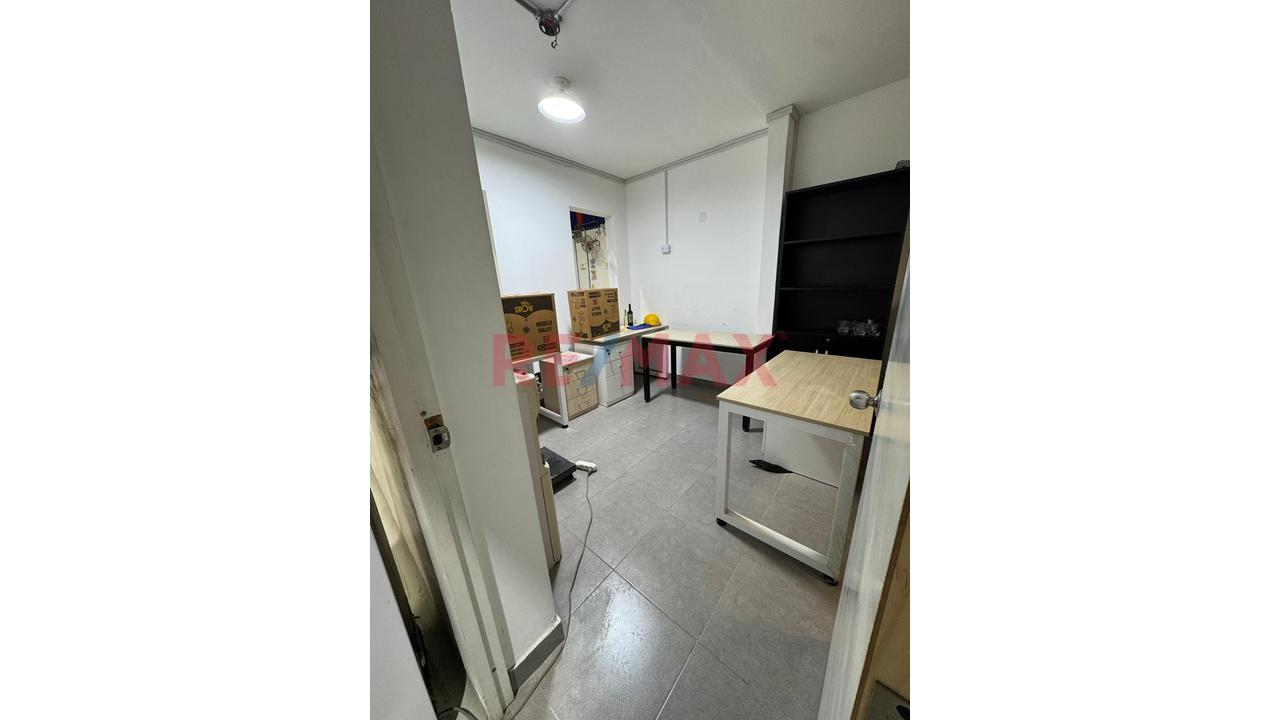 Se Alquila Local Industrial Con Nave - 8