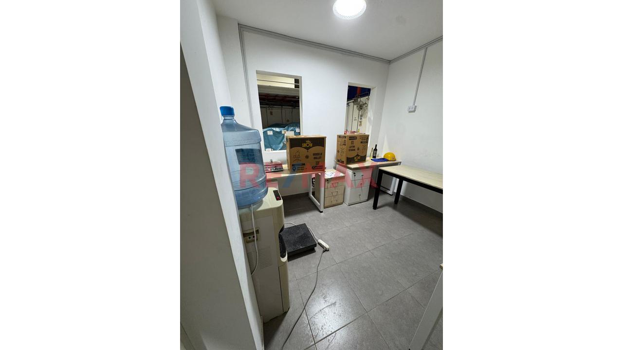 Se Alquila Local Industrial Con Nave - 9