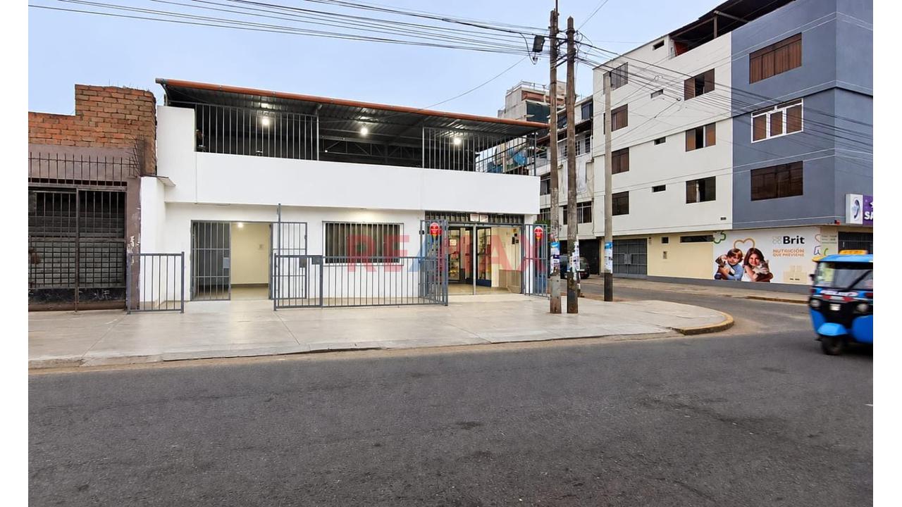 ¡Alquilo Local Comercial En San Juan De Miraflores Av. Cesar Canevaro 354B - 15