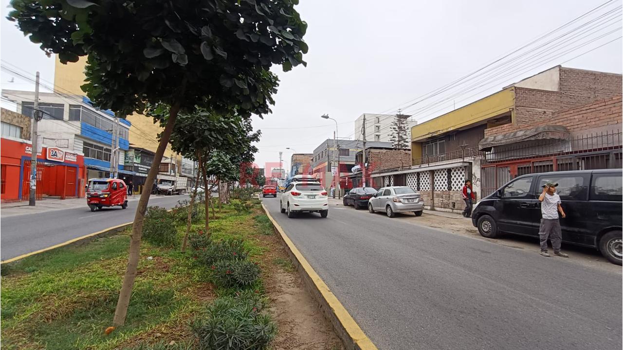 ¡Alquilo Local Comercial En San Juan De Miraflores Av. Cesar Canevaro 354B - 13
