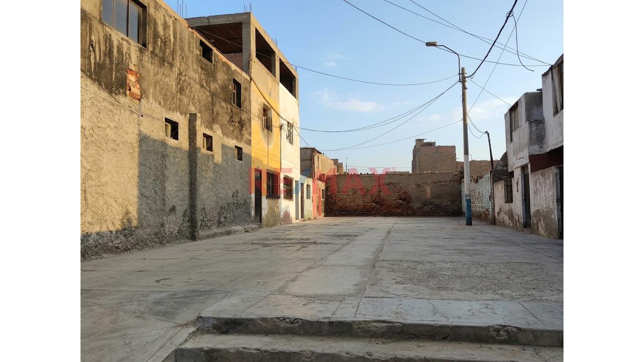 Vendo 300 M2 Terreno, Calle Montevideo, Parámetros 5 Pisos, Urbanización La Perla, Callao - 2