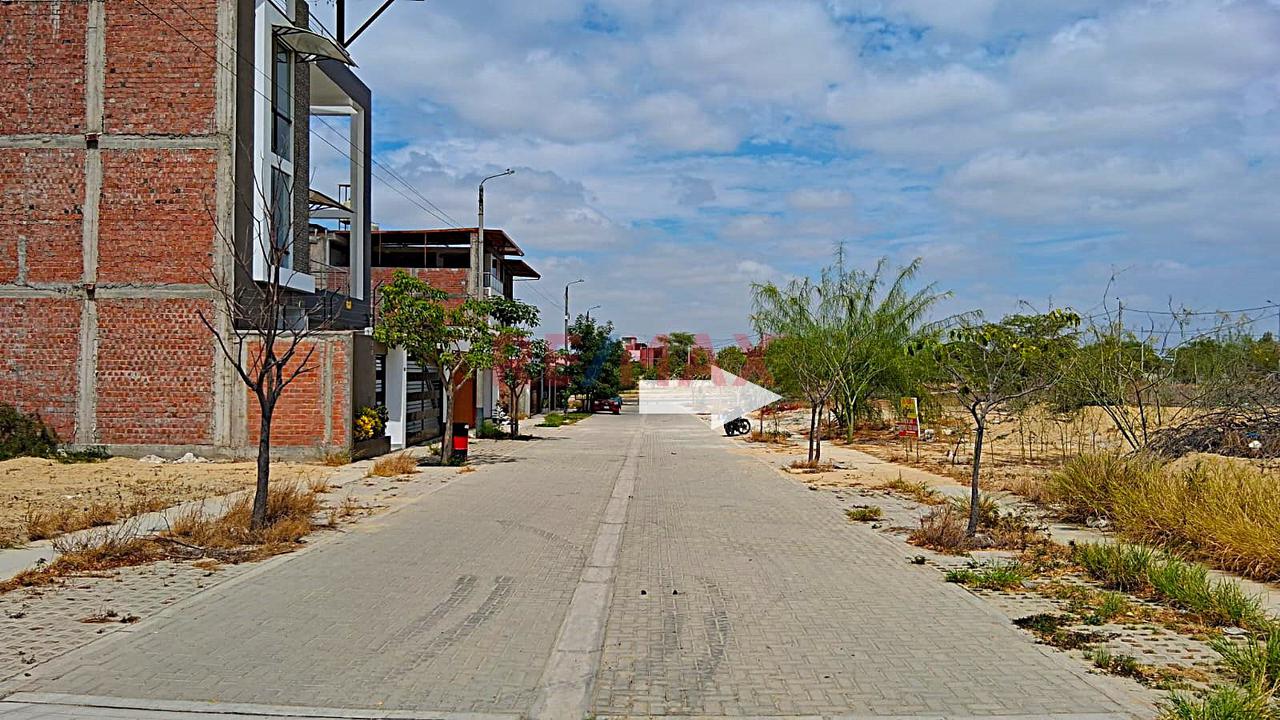 😮 De Ocasión Lote En Venta 📐200 M² ( 10 X 20 ) Mz Cn Lote 15 Q2 Miraflores Boulevard Park Plaza 🌳🪁🐾 - 8