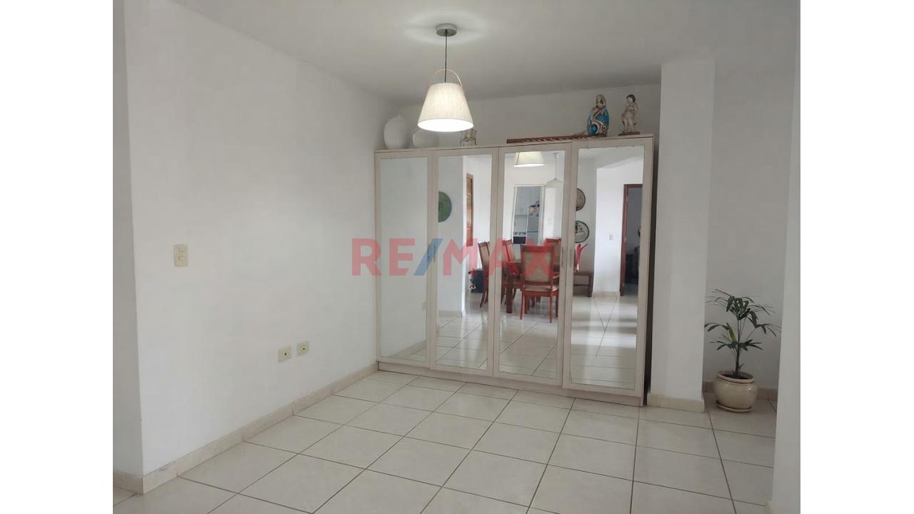 Alquilo Flat De 105 M² + Estacionamiento + Aires De 105 M2 En| Los Cedros De Villa A 5 Minutos De: Colegio Cambrigde, Casa De Cartón, Lima Villa College, Aleph School Universidad Upc. — foto 4