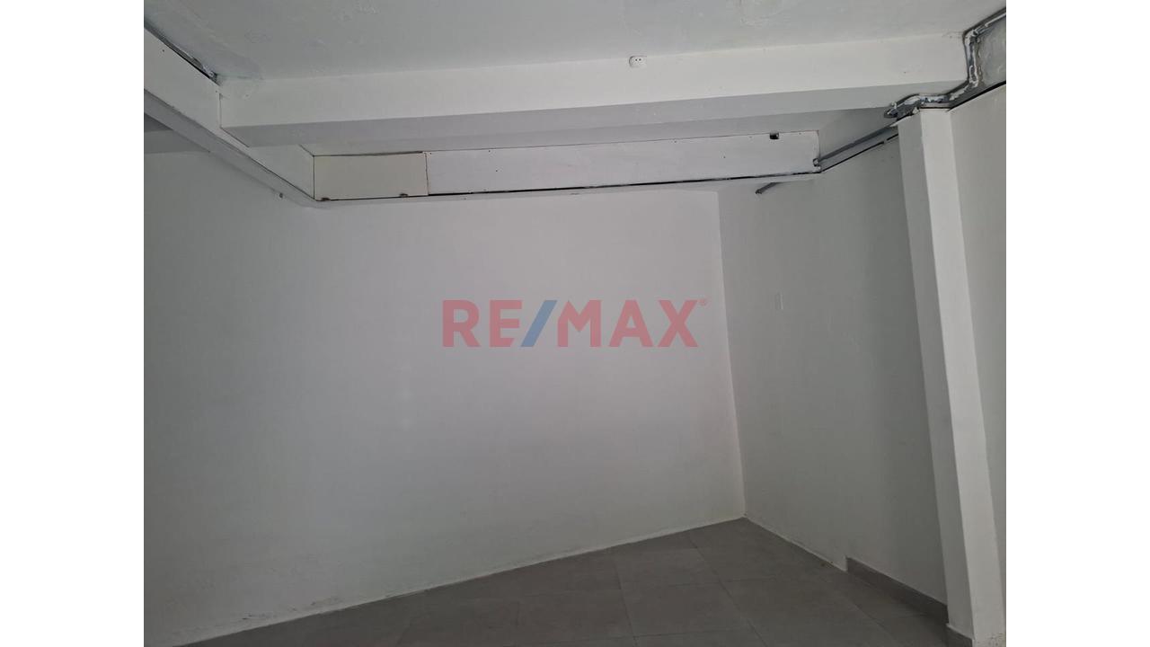 🌟 ¡Exclusivo Local Comercial En Alta Visibilidad De Av Sullana Frente Al Mercado Modelo- Piura! 📈🚀 - 3