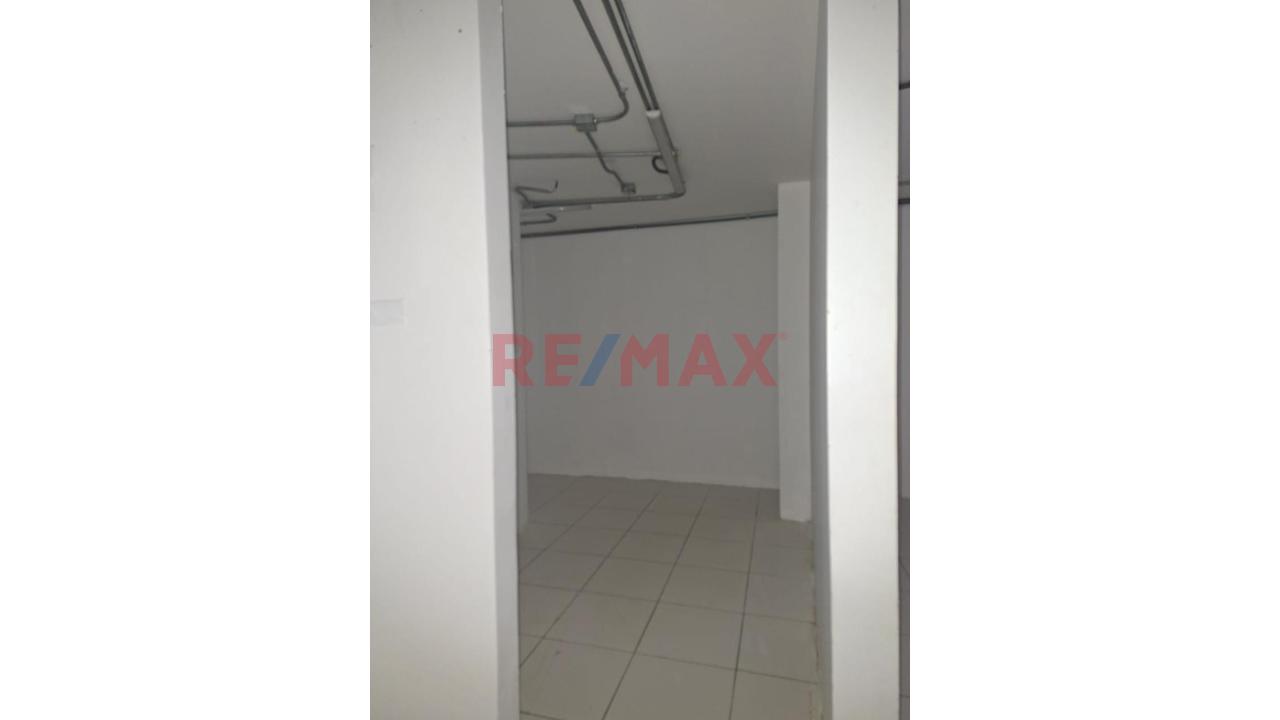🌟 ¡Exclusivo Local Comercial En Alta Visibilidad De Av Sullana Frente Al Mercado Modelo- Piura! 📈🚀 - 8