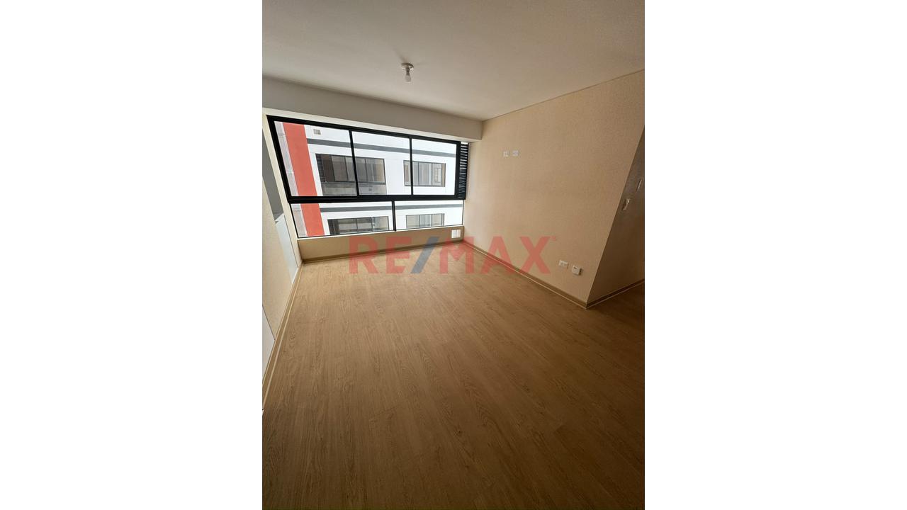 Departamento Con Cochera Y Deposito En Alquiler – Av La Paz, San Miguel — foto 6