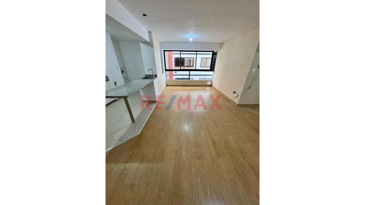 Departamento Con Cochera Y Deposito En Alquiler – Av La Paz, San Miguel — foto 4