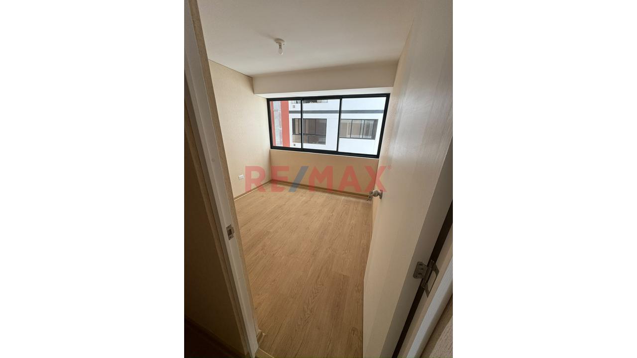 Departamento Con Cochera Y Deposito En Alquiler – Av La Paz, San Miguel — foto 10