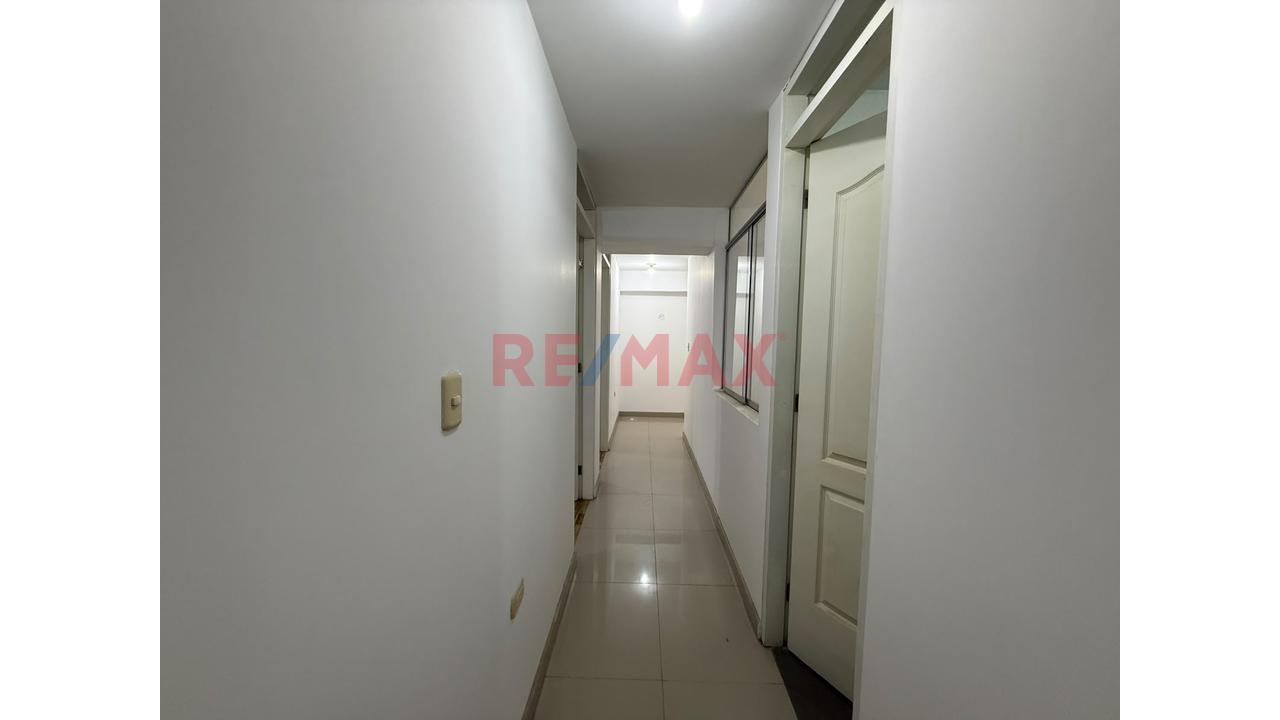 Venta De Departamento De Estreno , Amplio Funcional 3 Dormitorios A Pasos De Carlos Izaguirre Y 12 De Octubre Smp — foto 15