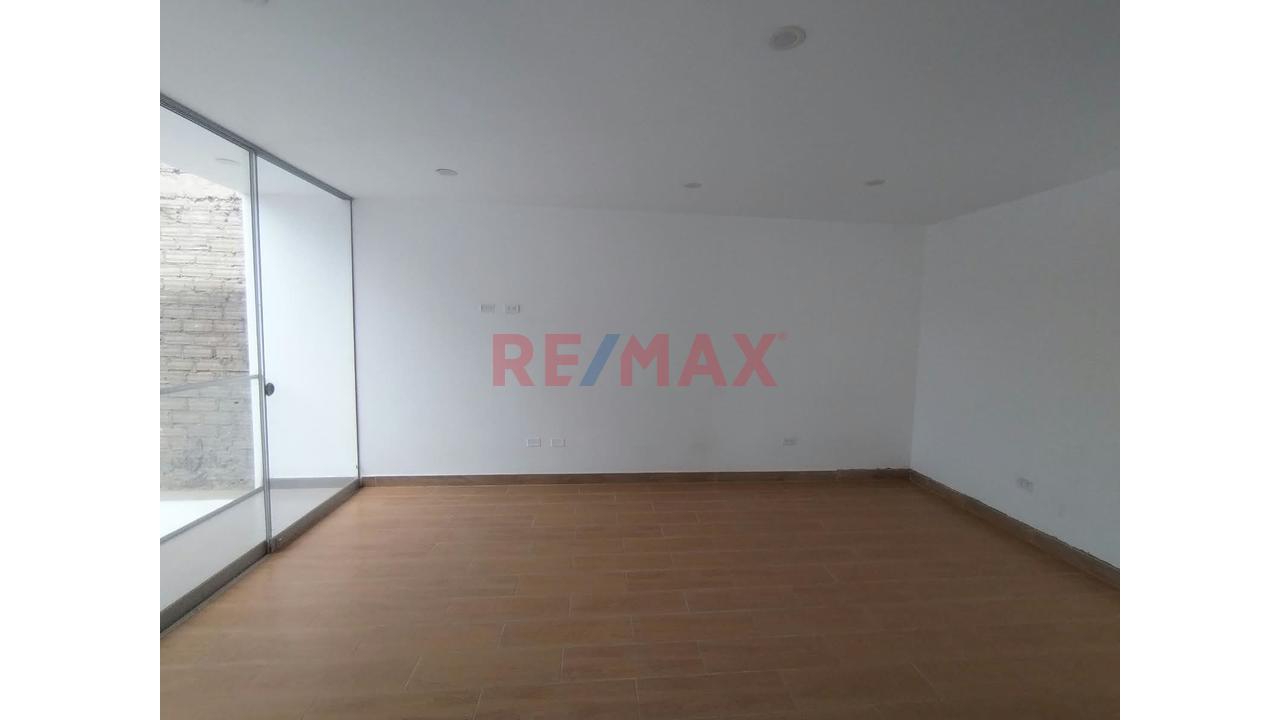 ¡Oportunidad De Inversión! Edificio Completo De 4 Departamentos Independizados En Carabayllo — foto 9