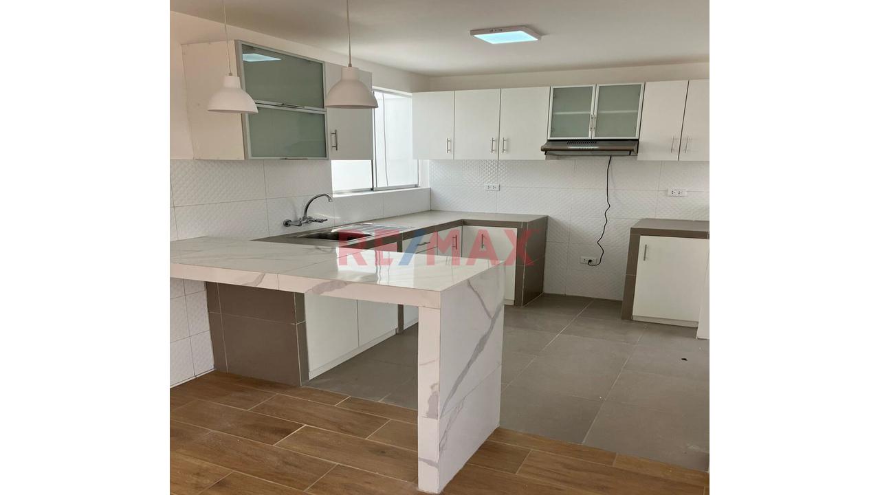 ¡Oportunidad De Inversión! Edificio Completo De 4 Departamentos Independizados En Carabayllo — foto 5