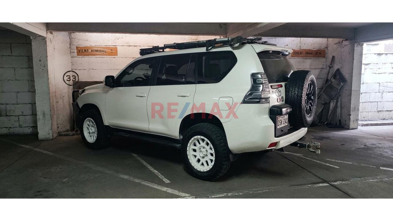 ¡Amplitud, Comodidad Y Una Gran Oportunidad En La Av. Paseo De La Republica 6465 Barranco!, 125 M2 (3 Dormitorios Cochera Para Camioneta 4X4 - 18