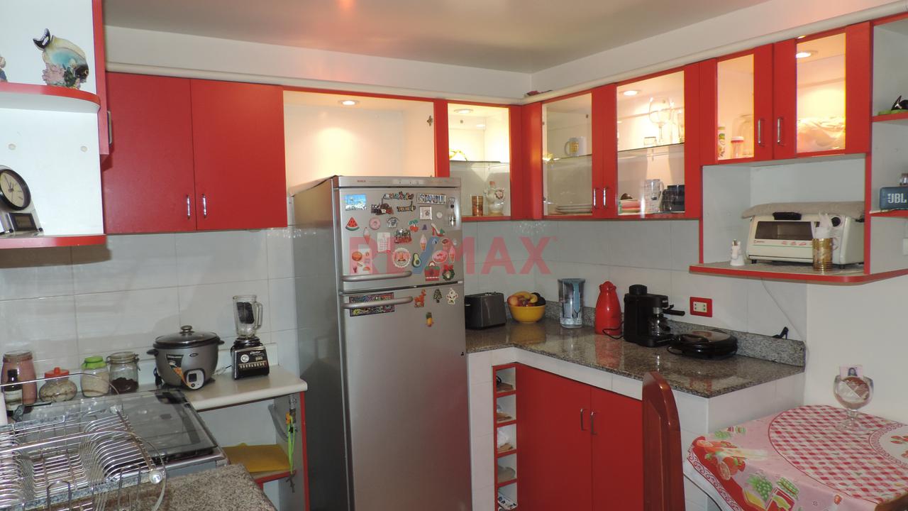 Venta De Casa En San Juan De Miraflores 287.10M2 Construida — foto 5
