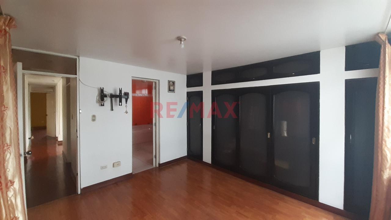 Venta De Casa En San Juan De Miraflores 287.10M2 Construida — foto 10