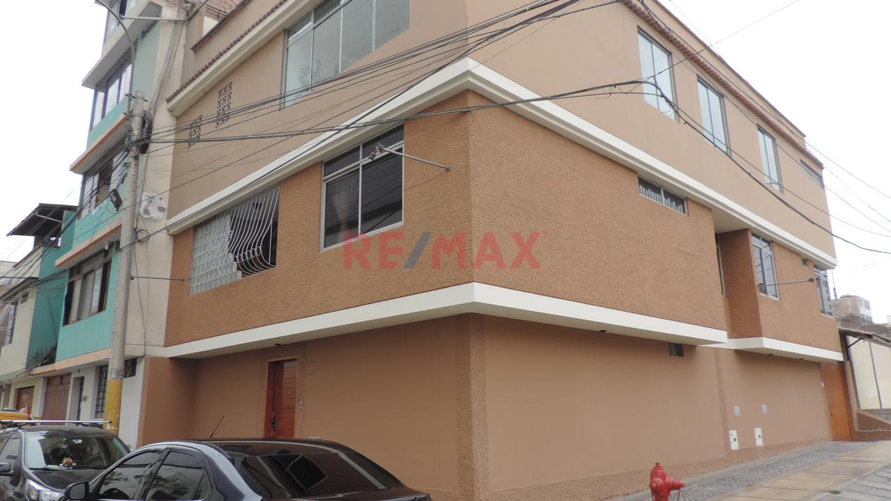 Venta De Casa En San Juan De Miraflores 287.10M2 Construida — foto 2