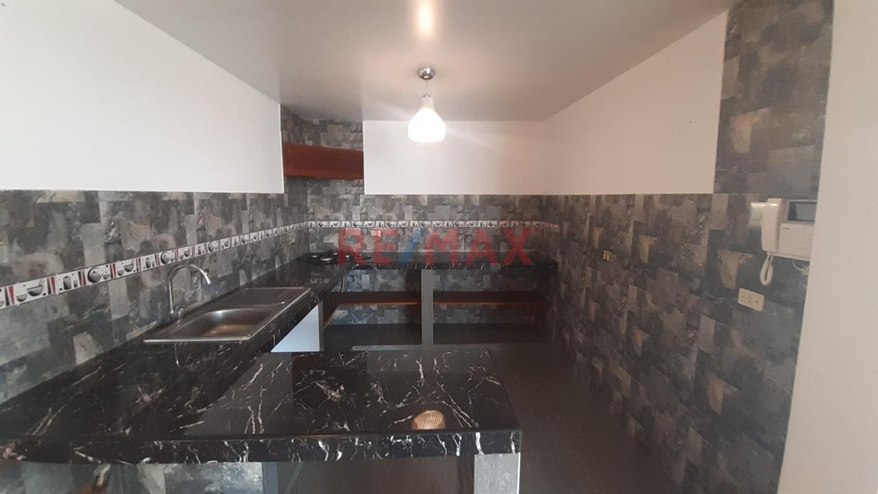 Venta De Casa En San Juan De Miraflores 287.10M2 Construida — foto 14