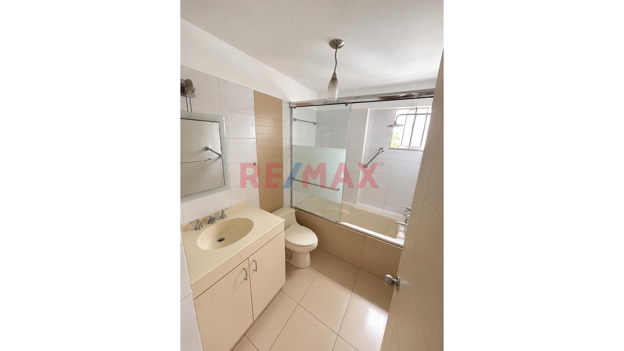 Departamento En Venta En Camacho, La Molina - 3