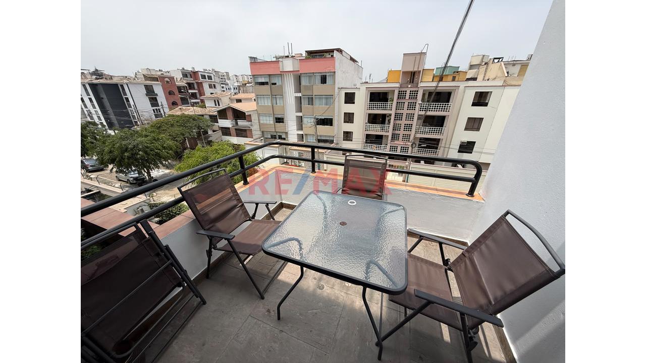 Alquiler De Acogedor Departamento Dentro De Condominio - San Borja — foto 4