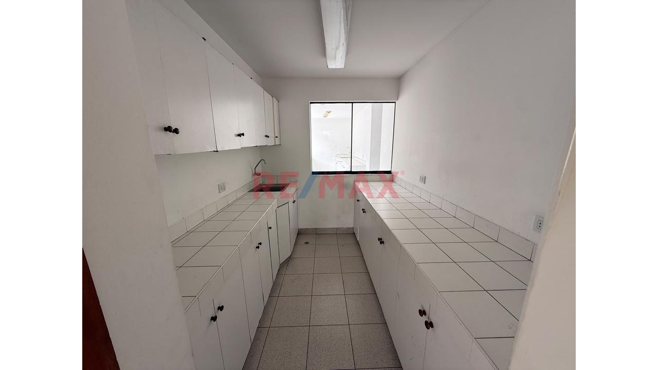 Alquiler De Acogedor Departamento Dentro De Condominio - San Borja - 18