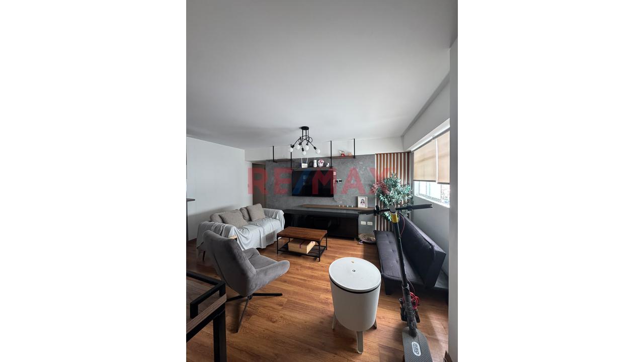 Alquilo Lindo Departamento Amoblado En Lince 5To Piso Con Ascensor — foto 3