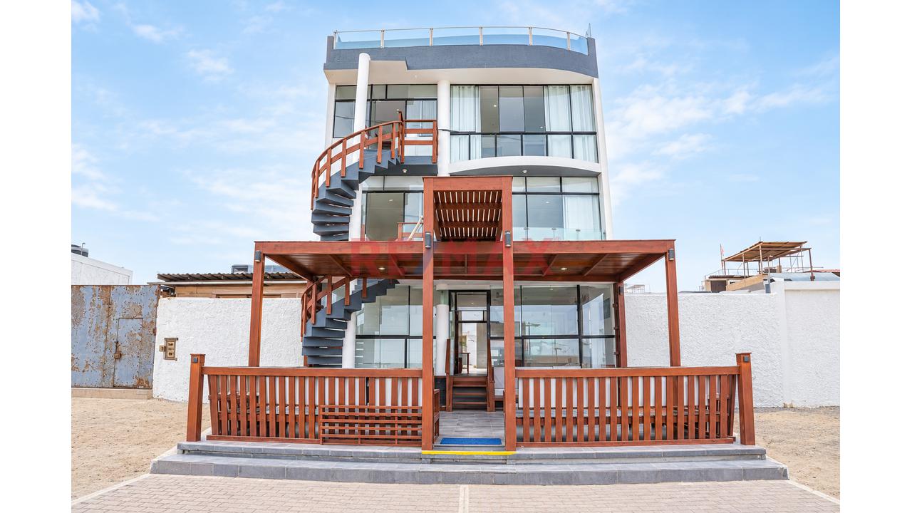 Casa De Playa En Punta Negra 842M2 Con Dos Piscinas, Doble Frente Y Vista Al Mar — foto 3