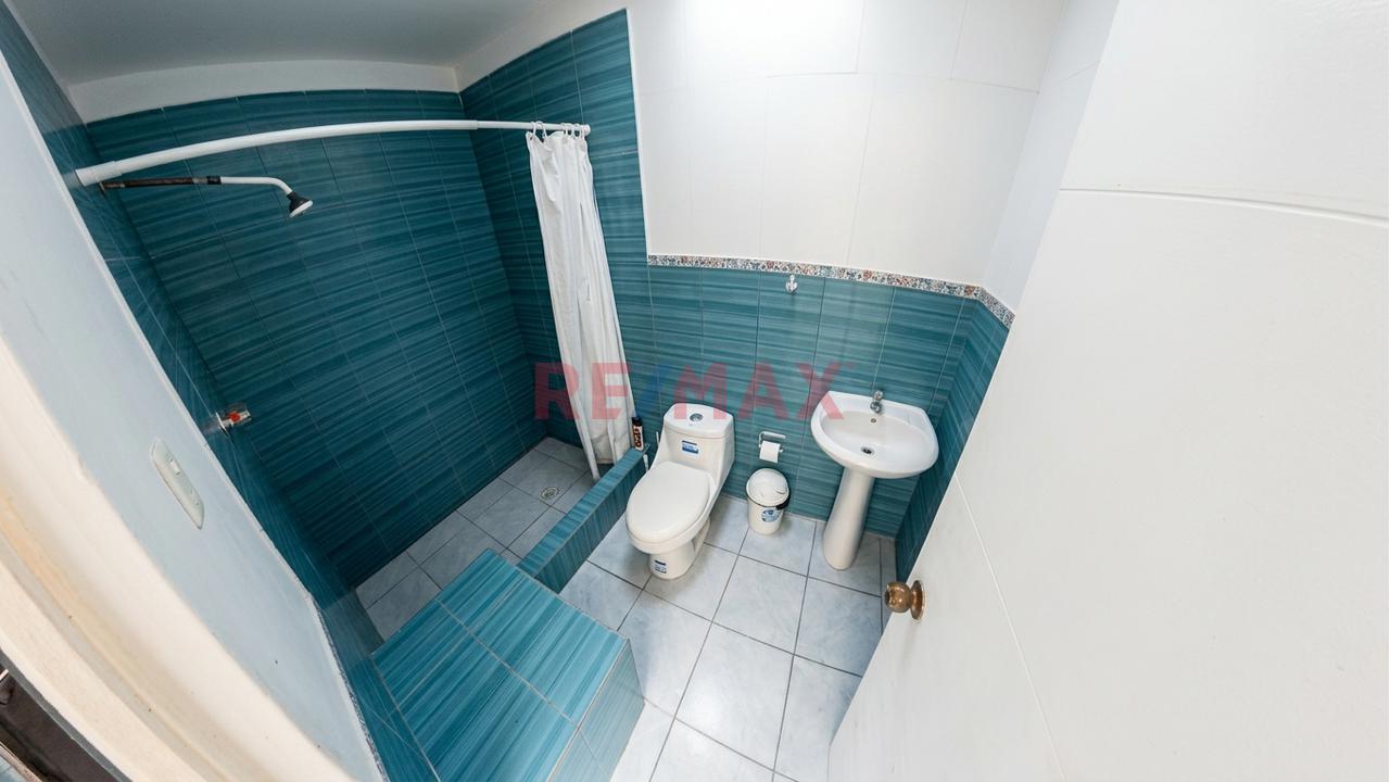 Esquina En Primera Fila: Triple Frente, Piscina Y El Mar Como Vecino — foto 10