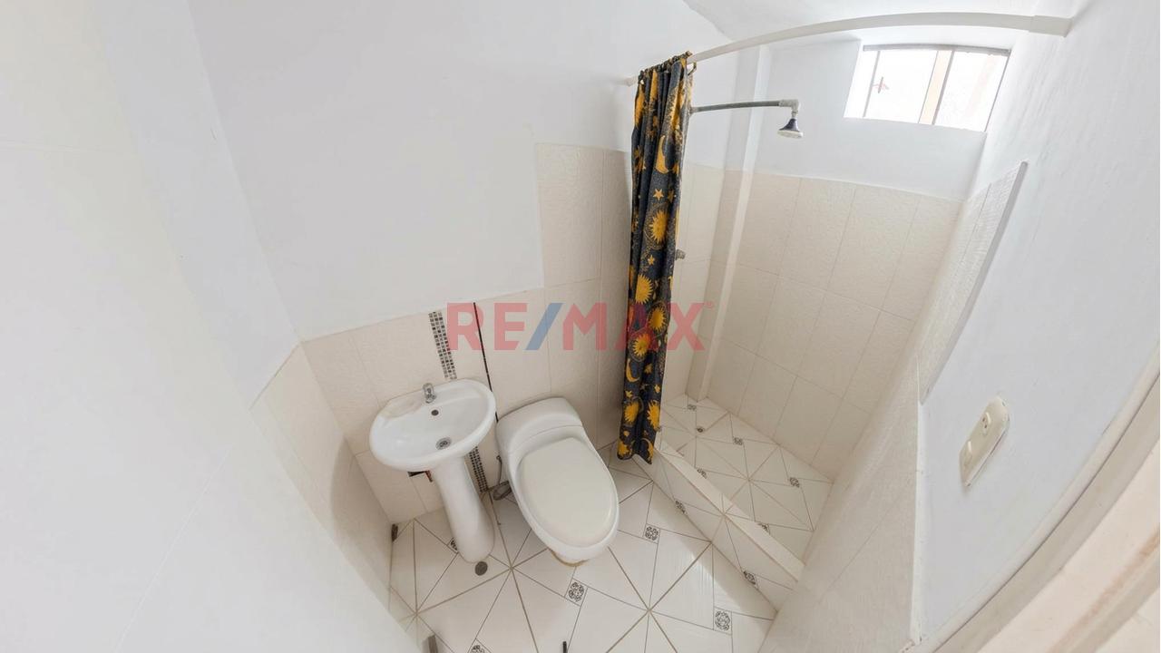 Esquina En Primera Fila: Triple Frente, Piscina Y El Mar Como Vecino — foto 11