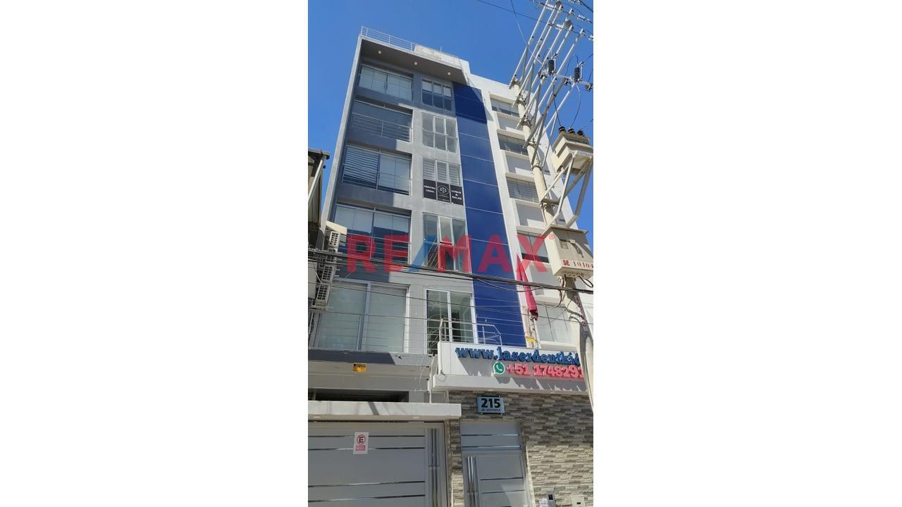 Amplio Local En Alquiler Cerca Al Mall Aventura Porongoche, Paucarpata - 1