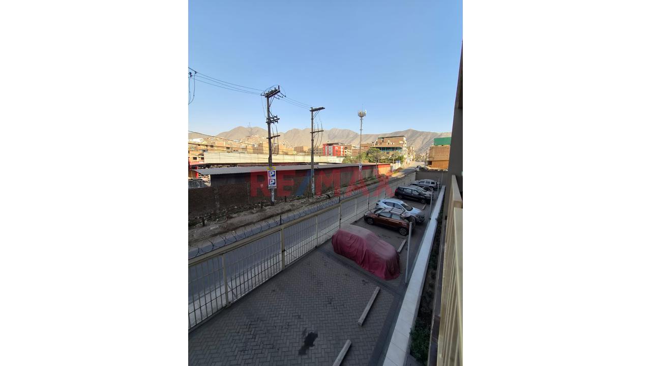🏡✨ ¡Gran Oportunidad En Santa Clara – Ate Vitarte! ✨🏡 — foto 2