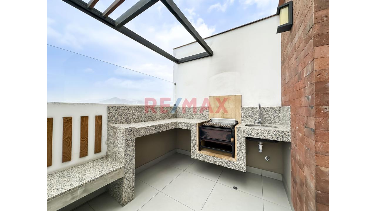 🏙️ ¡Vive En Las Alturas Con Una Vista Espectacular! - Surquillo - 19