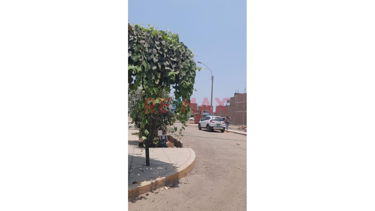 ¡Oportunidad De Inversión En Santa María De Carabayllo! Terreno En Venta De 139.31 M² Frente A Parque - 2