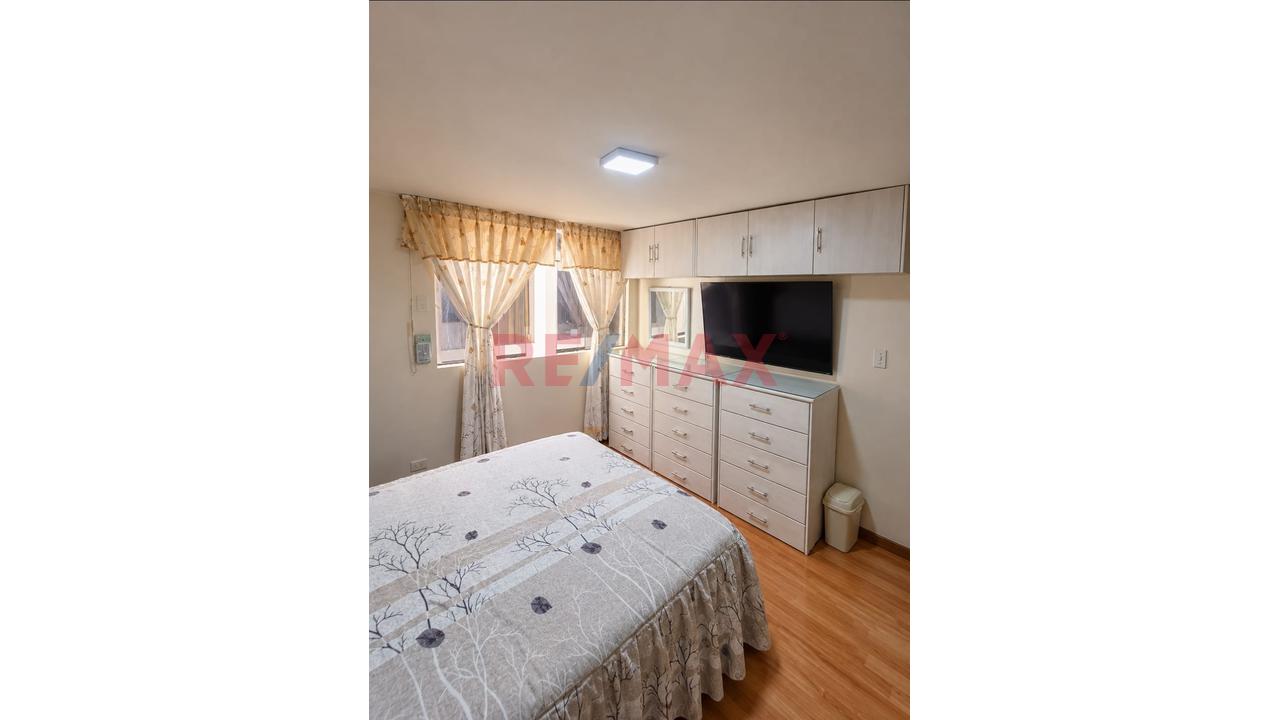 Casa En Venta Urb Lambramani — foto 6