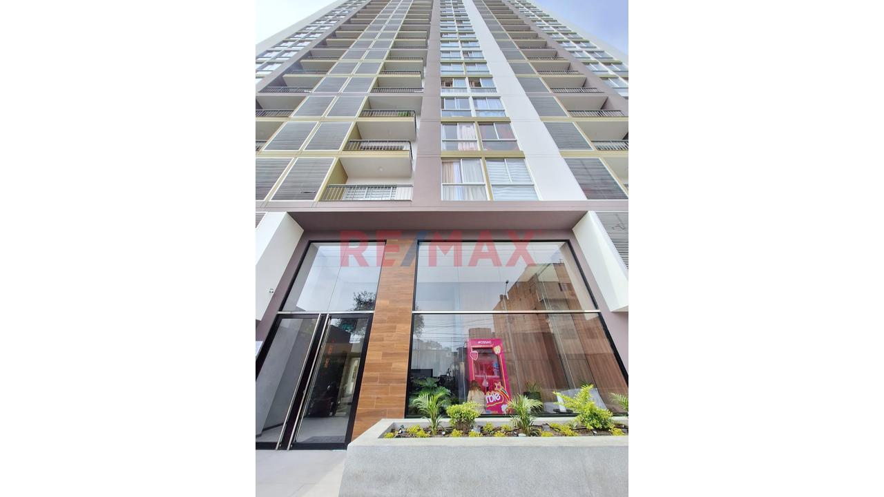 Alquiler De Departamento + Cochera | 62 M² | Breña (Límite Con Pueblo Libre) — foto 2
