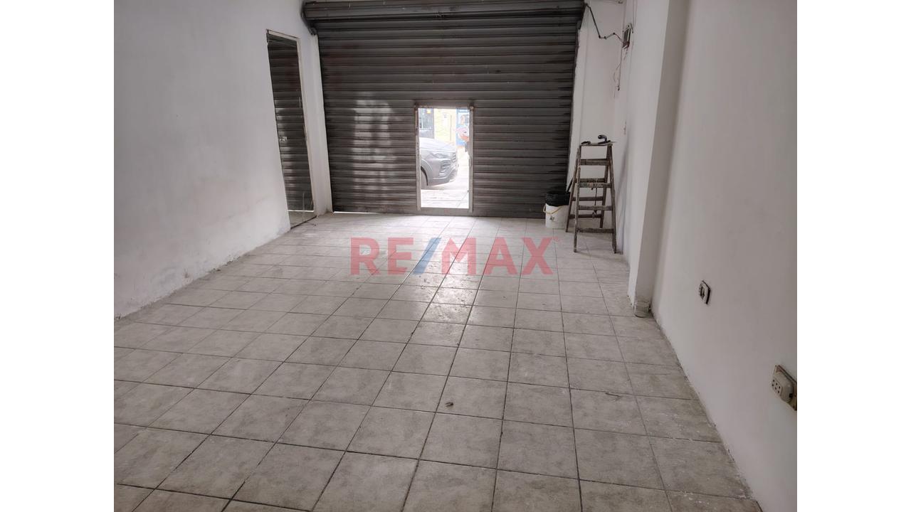 🛎️¡Ocasion !Vendo Local Primer Piso Comercial En Salamanca (Frente A Parque Fap- Av Paracas Y Mercado ) 🛎️ - 5