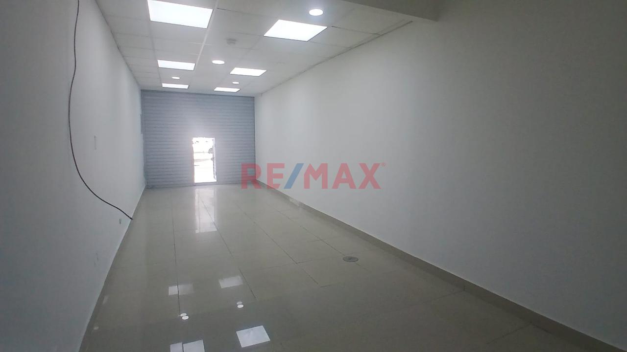 ¡Alquila Tu Local Comercial En Av. Arequipa – Santa Beatriz! — foto 4