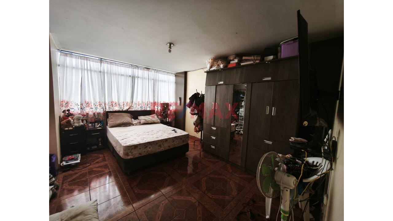 Se Vende Casa En Av Amancaes Zona Comercial — foto 7
