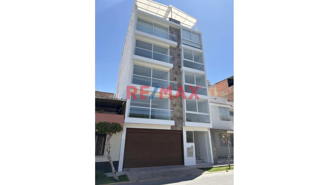 ¡Flat Moderno En La Mejor Zona De Sachaca Residencial El Dorado! - 1