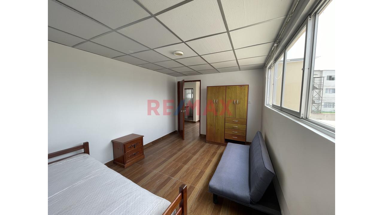 Se Alquila Departamento En San Isidro Limite Con Surquillo - Semi Amoblado — foto 3