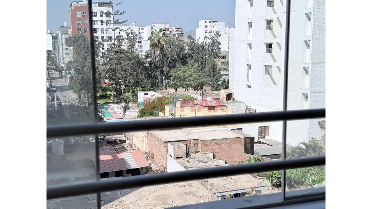 ¡Departamento De 3 Dormitorios + Estacionamiento Amplio En La Calera De Monterrico! - 16