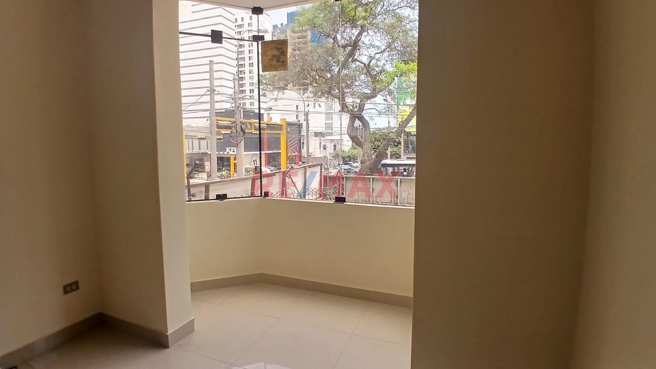 ¡Oficina En Alquiler En Av. Arequipa – Excelente Ubicación Comercial! — foto 5