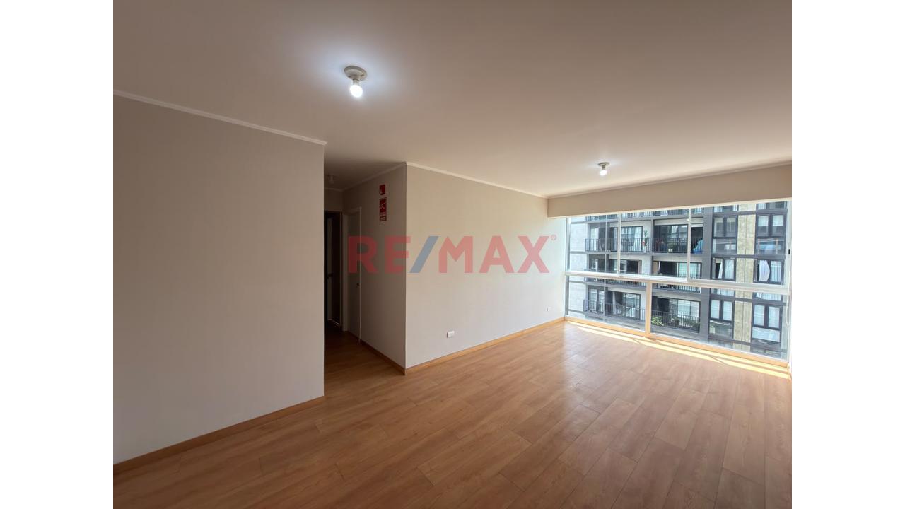 Departamento + Estacionamiento - En Alquiler - Av. Sanchez Carrión ! — foto 5