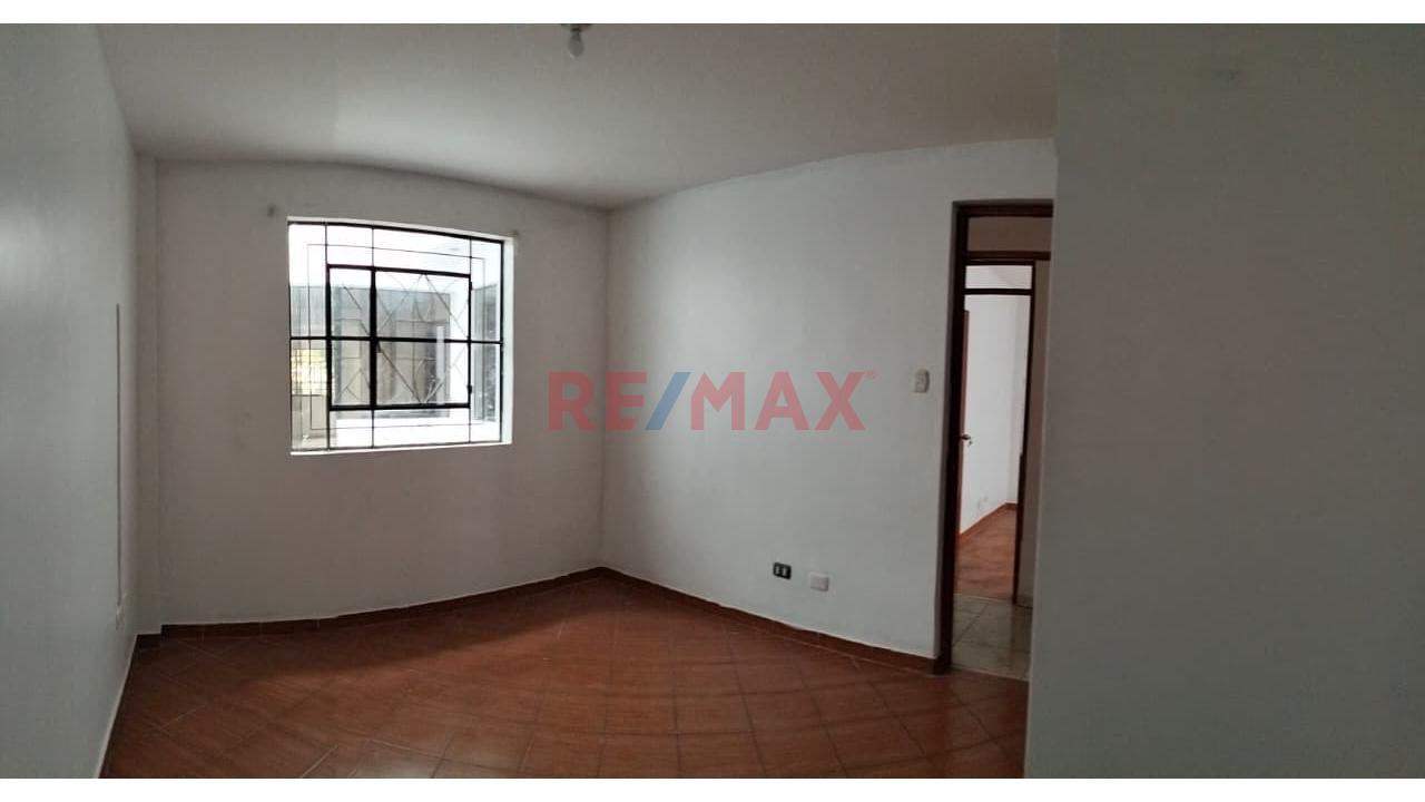 Departamento En Piso 1 Con Cochera Frente A Parque - El Alamo Callao — foto 11