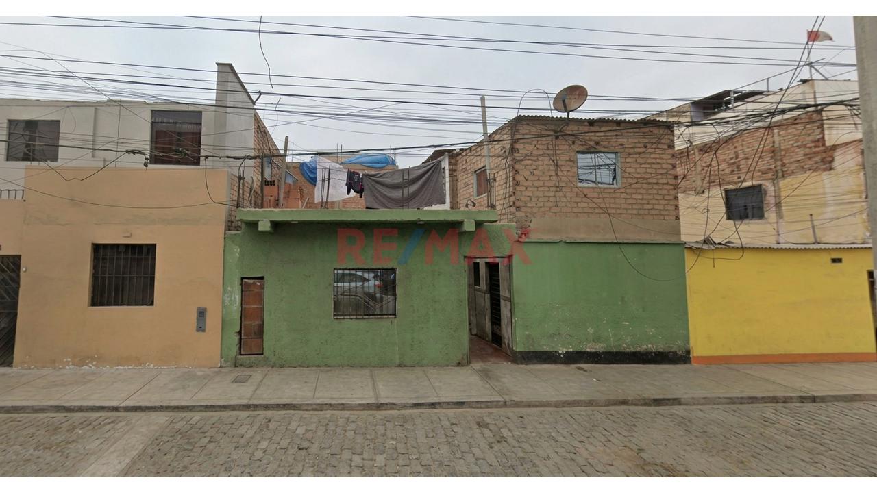 🏡 ¡Excelente Oportunidad En La Perla! Amplio Predio De 336 M² A Pasos De La Av. Costanera - 1