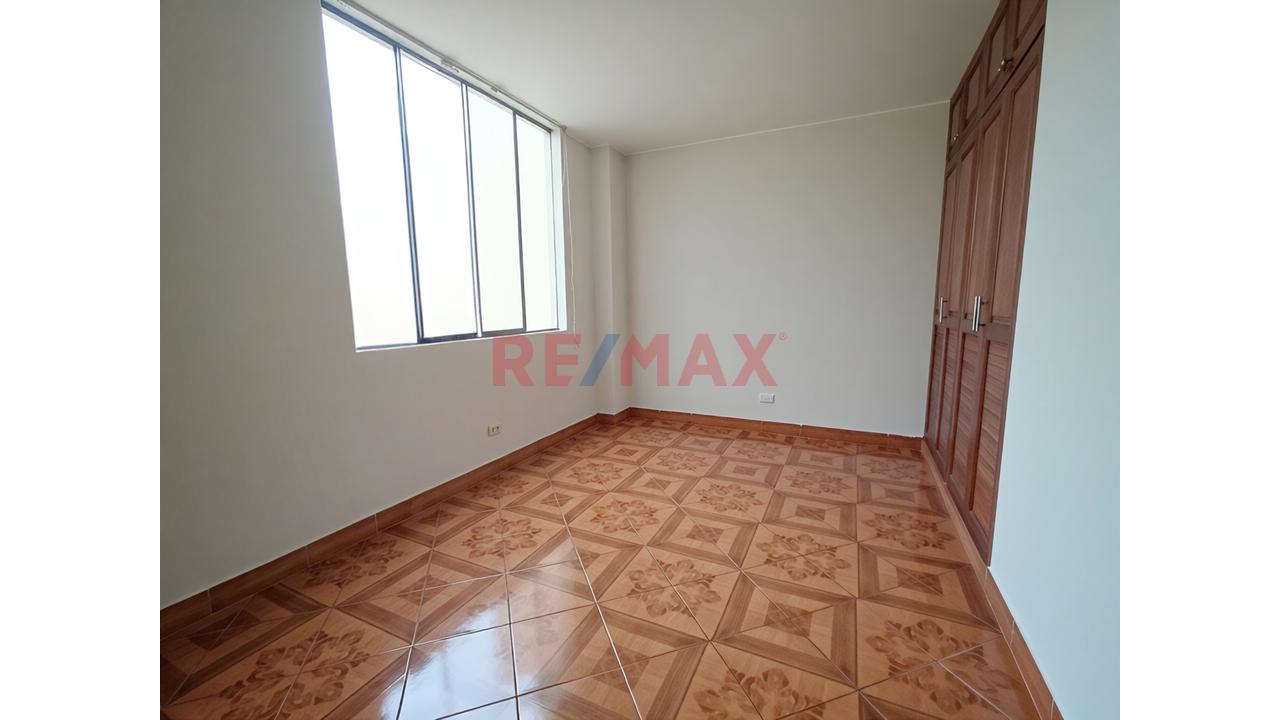 🏢 Alquiler De Departamento De 3 Dormitorios En La Molina (Cuarto Piso) - Urb. Santa Raquel — foto 12
