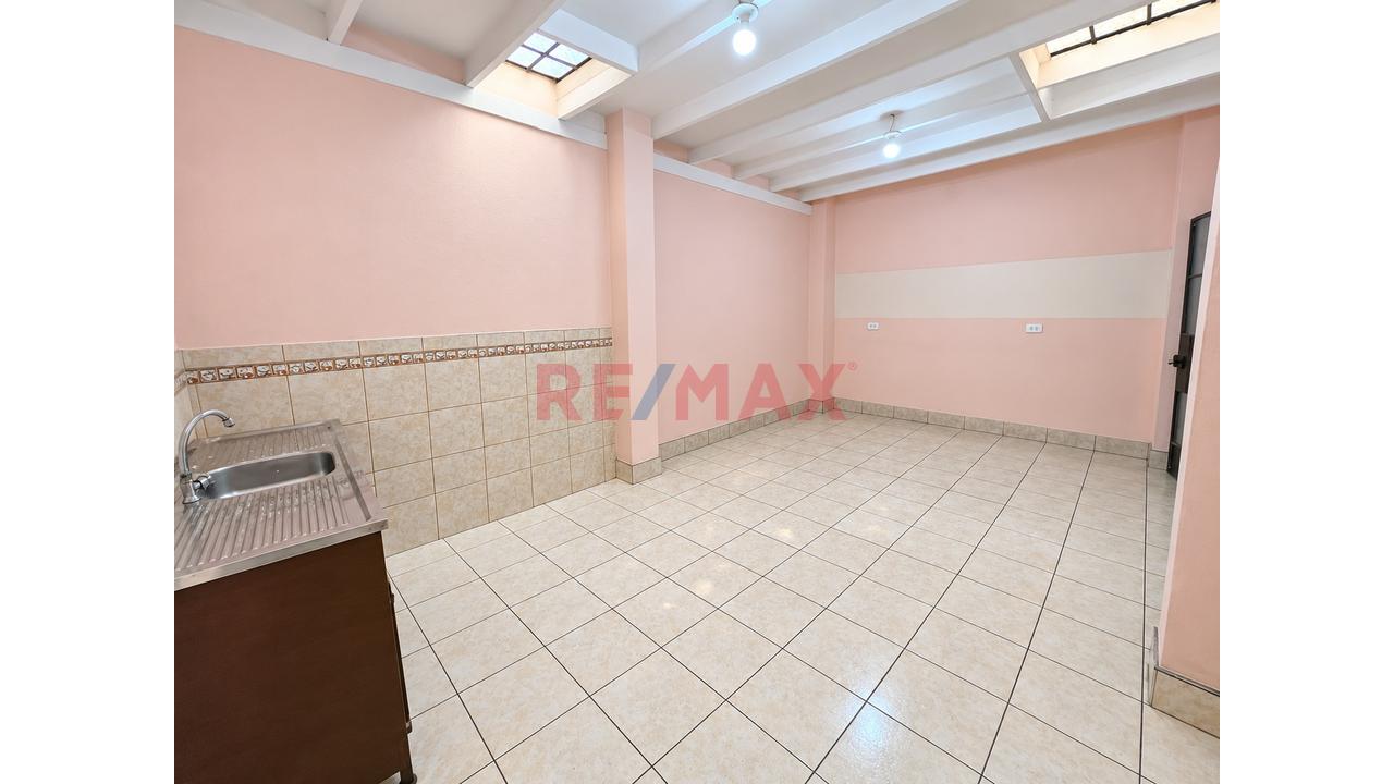 Alquiler De Local Comercial En Salamanca - 10