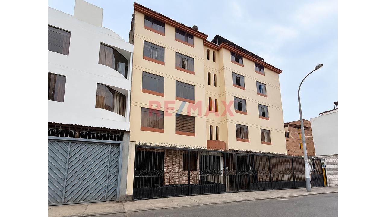 🏡 Vive Cerca De Todo: Departamento De 2 Dormitorios En Venta En Olimpo, Salamanca - 2
