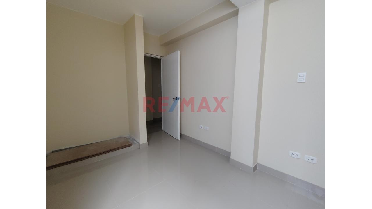 Departamento En Alquiler En San Juan De Miraflores 2Do Psio 90M2 Con Cochera — foto 8