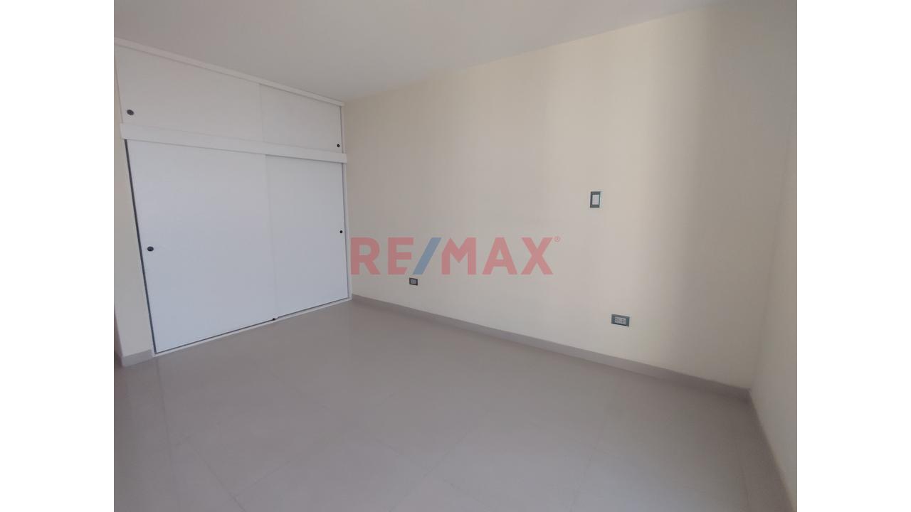 🏡 Departamento 108 M² En Socabaya – 3Er Piso, Bien Iluminado, Con Cochera Techada Independiente De 16.08 M² — foto 4